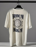 تیشرت زنانه Brooklyn | جلو ساده، پشت طرحدار خاص