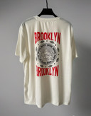 تیشرت زنانه Brooklyn | جلو ساده، پشت طرحدار خاص