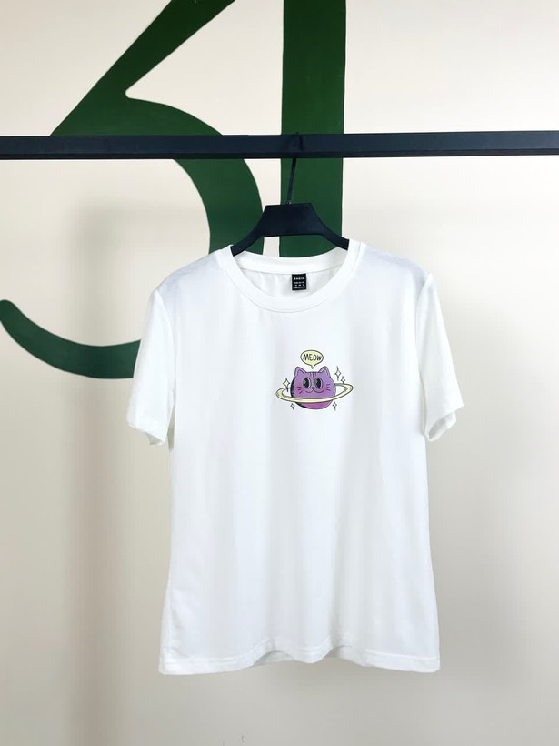 تیشرت زنانه نخی طرح مینیمال | رنگ سفی | مدل یقه گرد آستین کوتاه