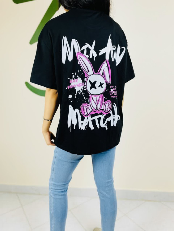 تیشرت زنانه نخی طرح چاپی | رنگ مشکی | مدل یقه گرد آستین کوتاه