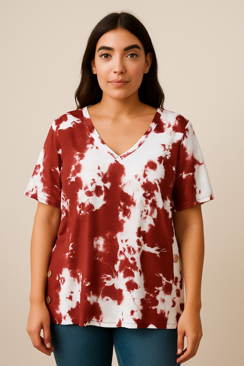 تیشرت زنانه تای-دای سفید زرشکی با یقه هفت و دکمهدار کنار