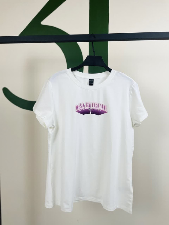 تیشرت زنانه طرح چاپی | رنگ سفید | مدل یقه گردآستین کوتاه