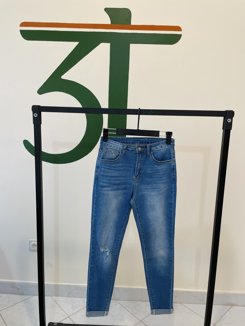 شلوار جین جذب زنانه زاپ‌دار آبی | مدل اسپرت و راحت با فیت عالی