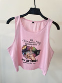 تاپ نیم تنه زنانه صورتی با چاپ لب و نوشته انگیزشی | طرح My Attitude