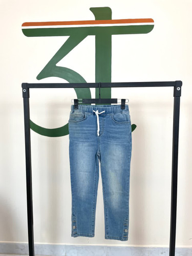 شلوار جین زنانه کمر کشی، مدل اسلش راحتی | سبک کژوال