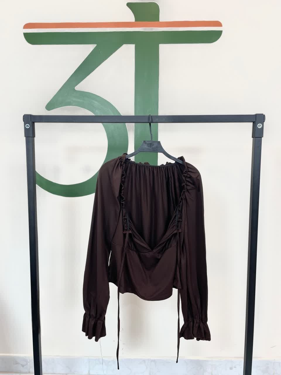 خرید بلوز زنانه آف شولدر آستین بلند قهوه‌ای