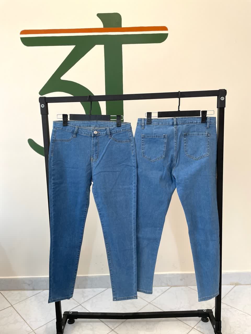 شلوار جین زنانه اسکینی آبی روشن شین