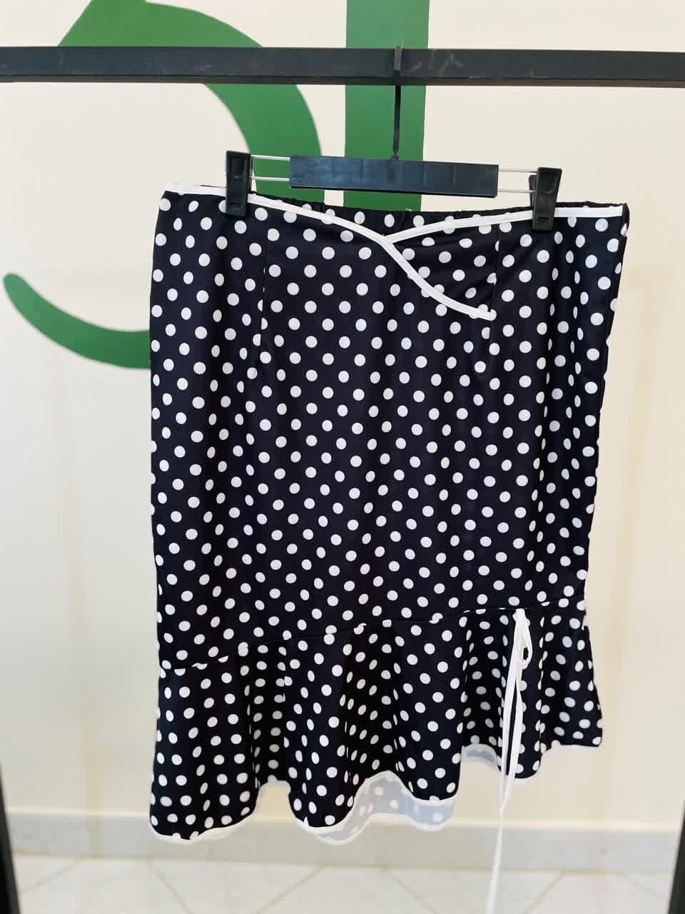 دامن زنانه خال خالی مشکی سفید