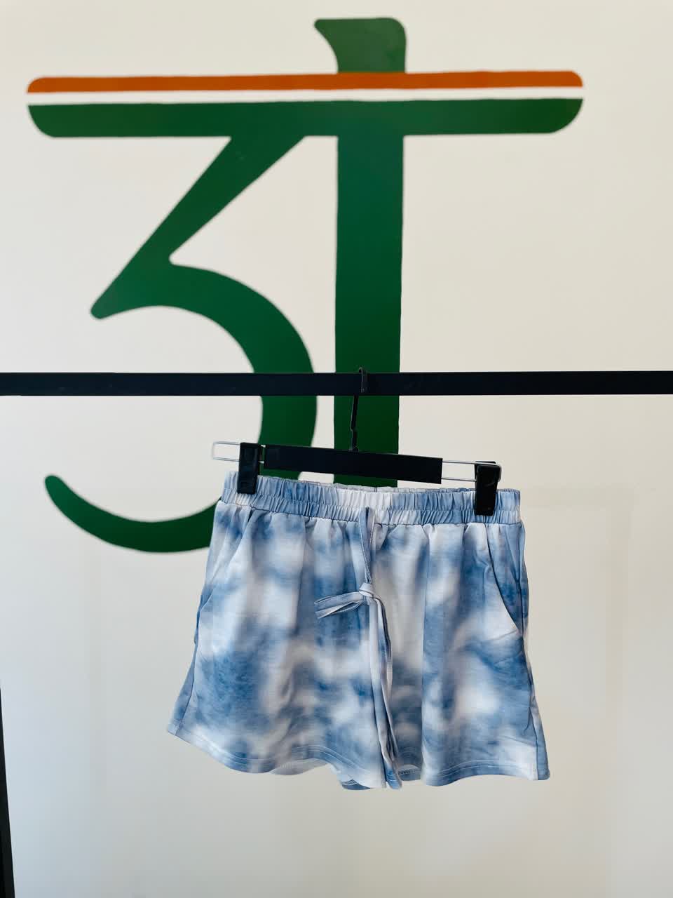 شلوارک زنانه اسپرت طرح ابری