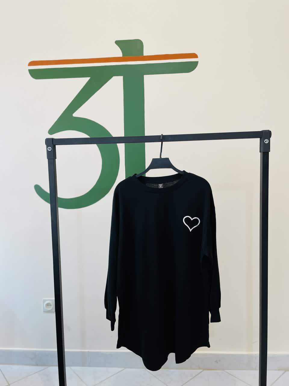 بلوز نخی پاییزی با طرح قلب 🤍