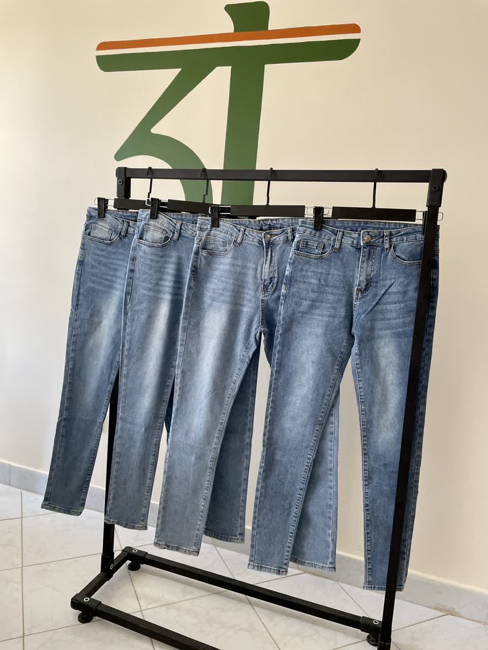 شلوار جین اسکینی زنانه آبی روشن