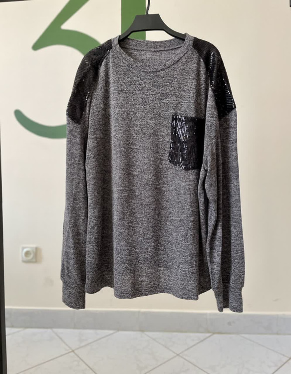 بافت زنانه طوسی تیره با جیب و سرشانه پولکدار