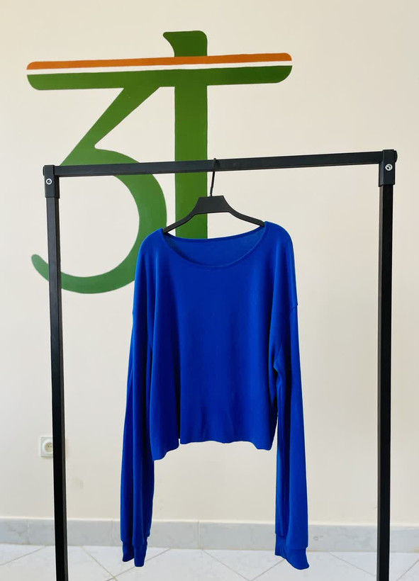 بلوز آستین بلند زنانه یقه گرد آبی