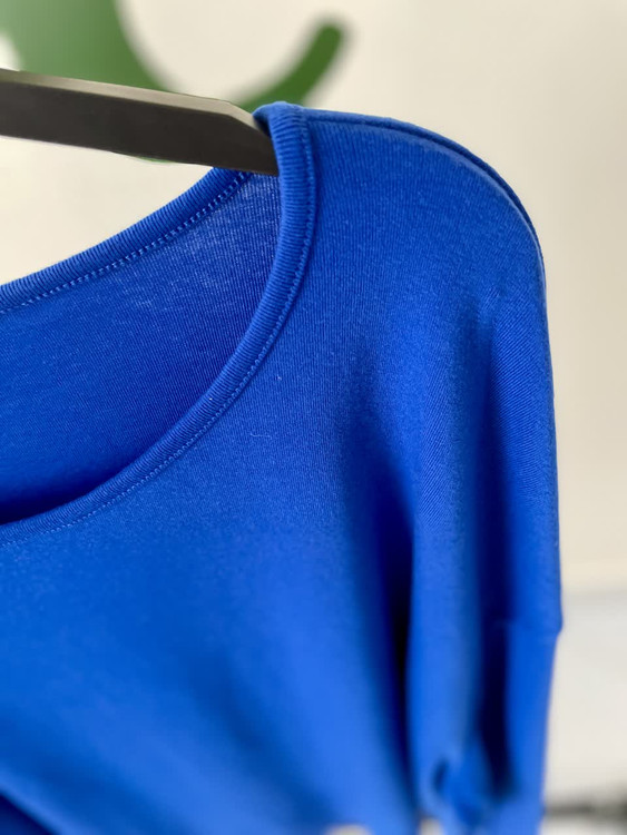 بلوز آستین بلند زنانه یقه گرد آبی