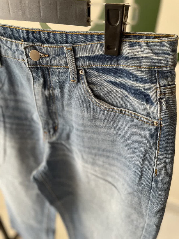 خرید شلوار جین زنانه Wide Leg فاق بلند مدل کراپ – آبی یخی - تصویر 4
