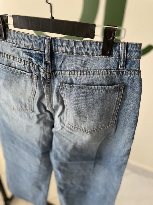خرید شلوار جین زنانه Wide Leg فاق بلند مدل کراپ – آبی یخی - تصویر 9