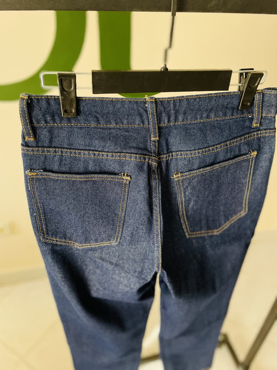 شلوار جین راسته آبی با پارچه باکیفیت