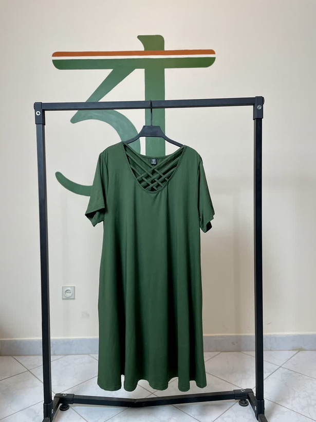 پیراهن سبز زنانه با یقه بندی کراس