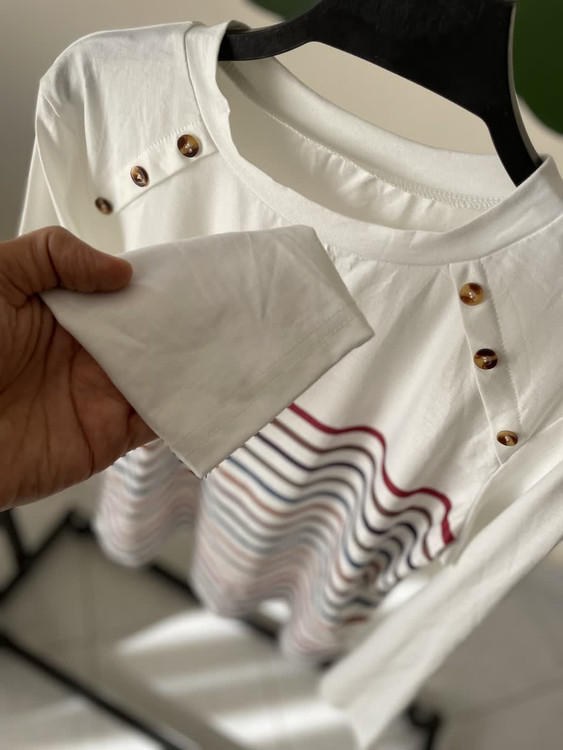 بلوز زنانه سفید راهراه رنگی SHEIN | استایل شیک روزمره