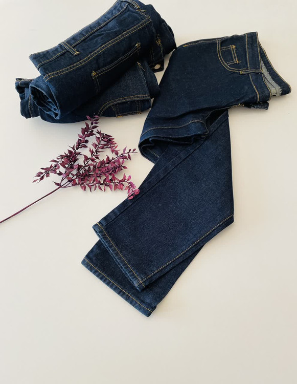 شلوار جین زنانه راسته سرمهای تیره | مناسب استایل روزمره