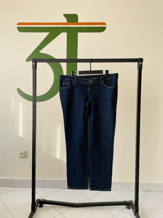 شلوار جین زنانه راسته سرمهای تیره | مناسب استایل روزمره