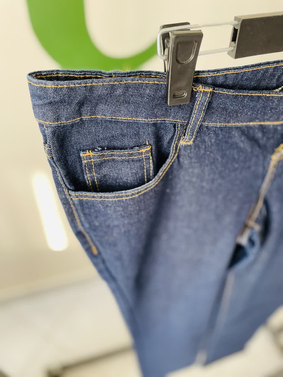 شلوار جین زنانه راسته سرمهای تیره | مناسب استایل روزمره