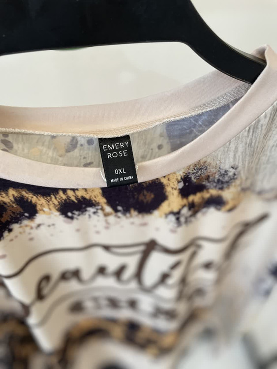 تیشرت زنانه طرح پلنگی Beautiful Crazy مدل اسپرت کژوال