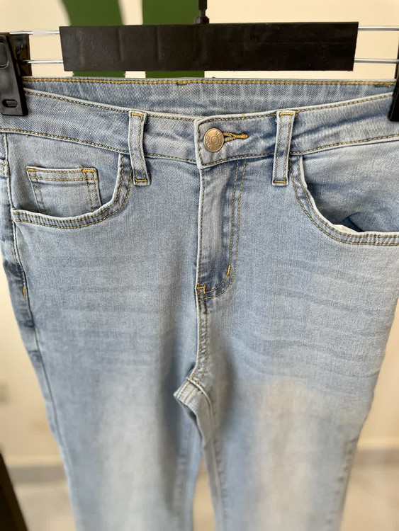 شلوار جین زنانه بوتکات آبی روشن