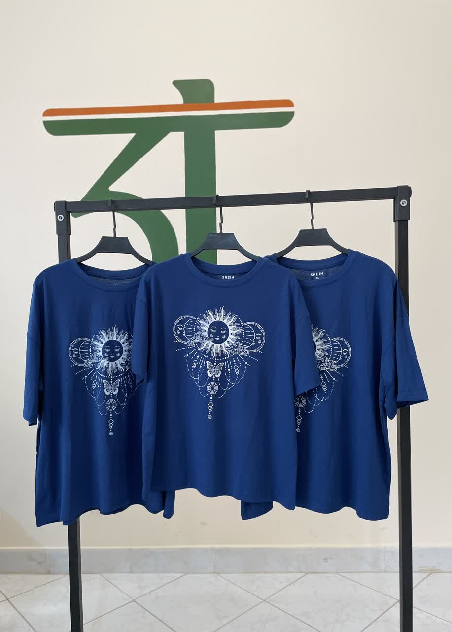 خریدث تیشرت آبی طرح خورشید و ماه زنانه   شین SHEIN
