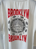 خرید تیشرت زنانه Brooklyn جلو ساده، پشت طرحدار خاص